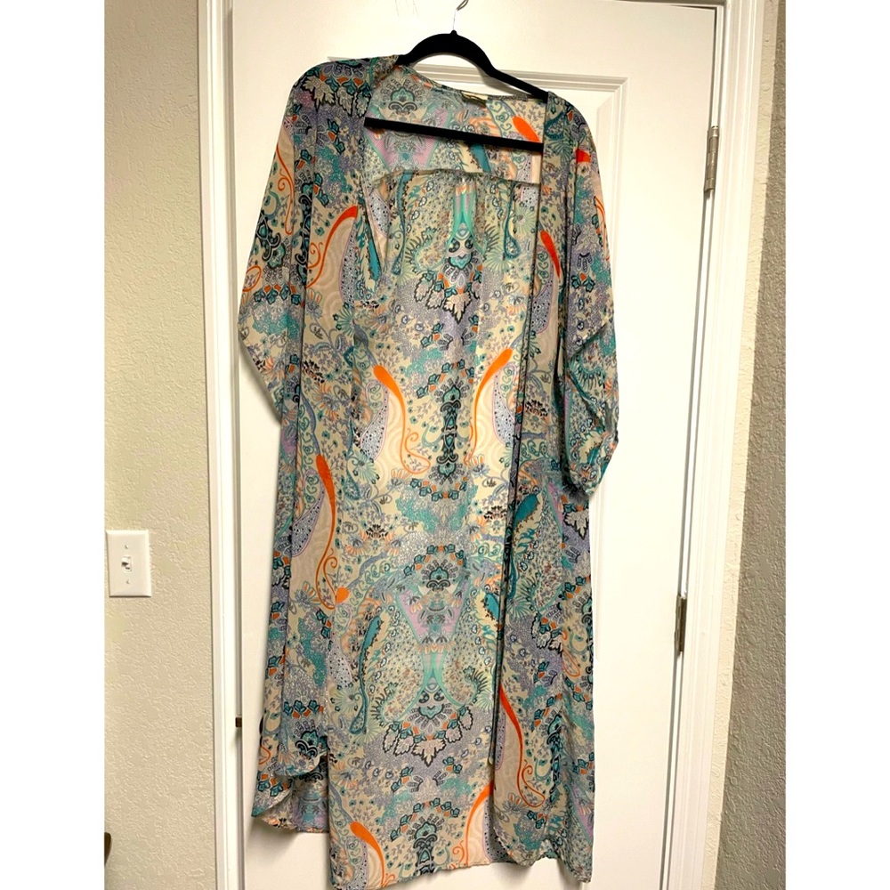 Flowy Floral Kimono